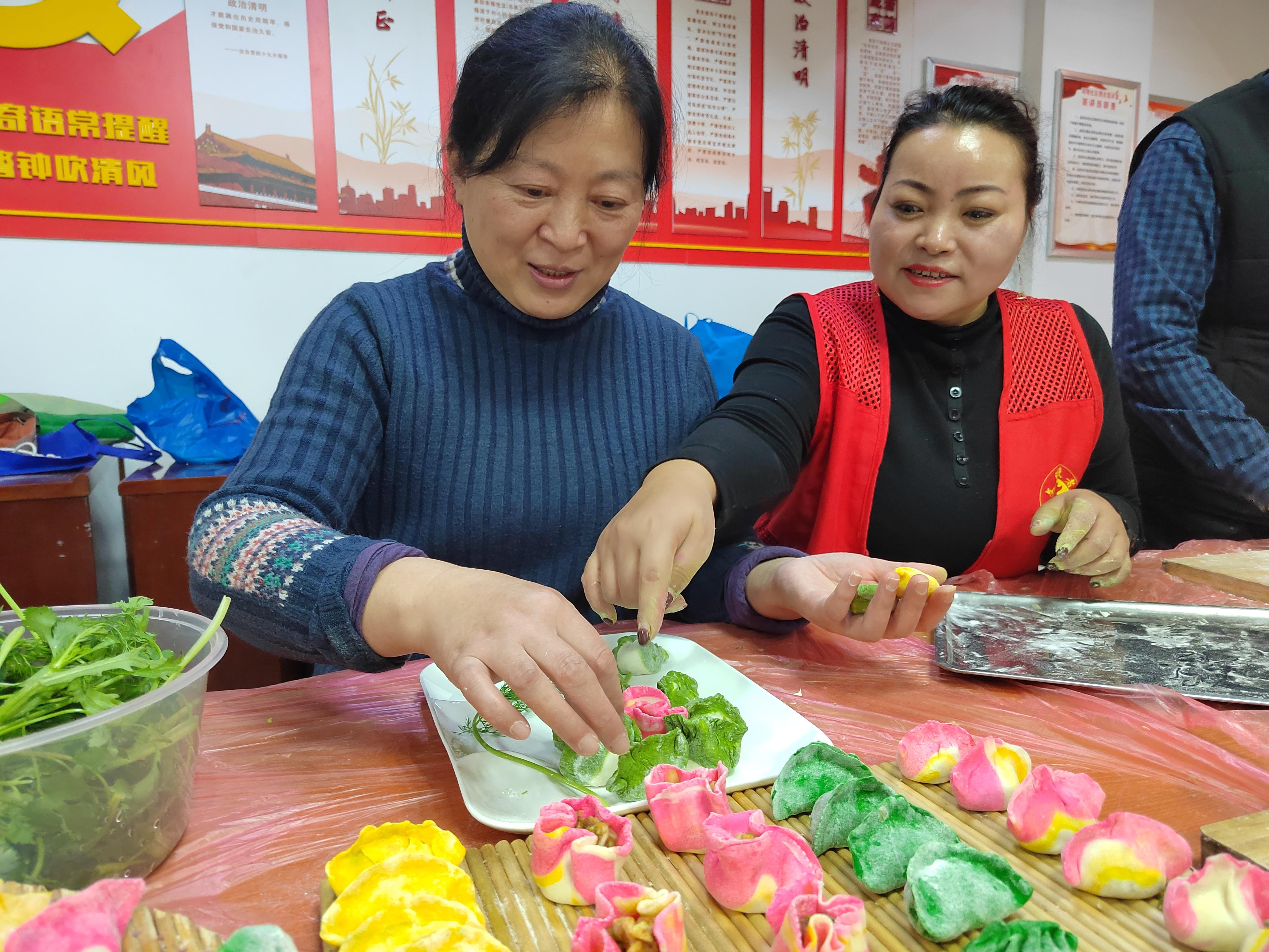 这么好看的饺子你舍得吃吗鸿翔社区居民我们吃的不是饺子是艺术